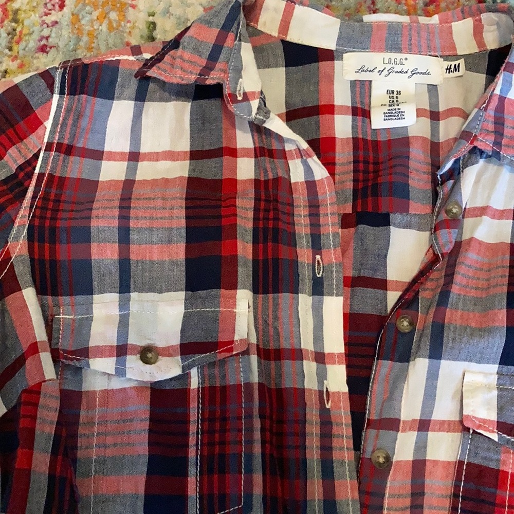H&M Button down - Picture 3 of 3